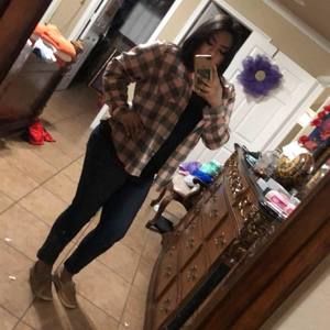 Meet your Posher, Vanessa